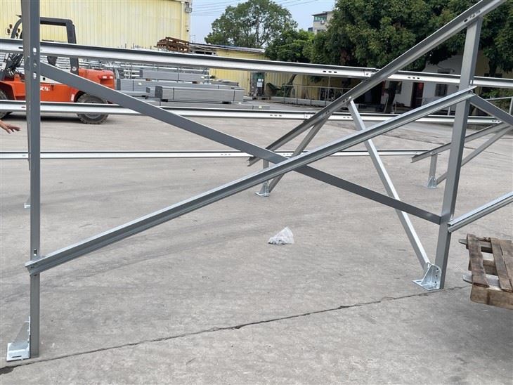 ZAM Steel Ground Mounting System For Large-Scale Solar Farm factory